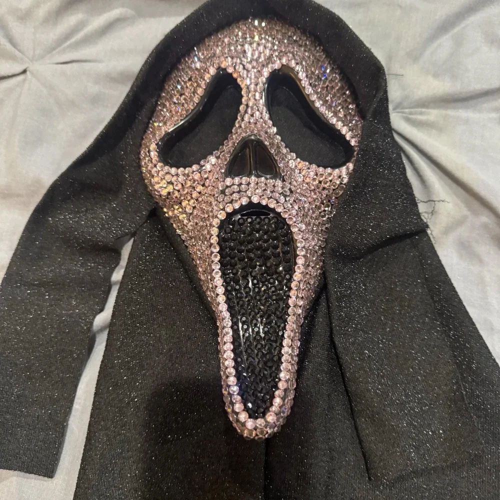 Ghost Face Pink Bling Spirit Halloween Scream Mask New Without‎ Tags